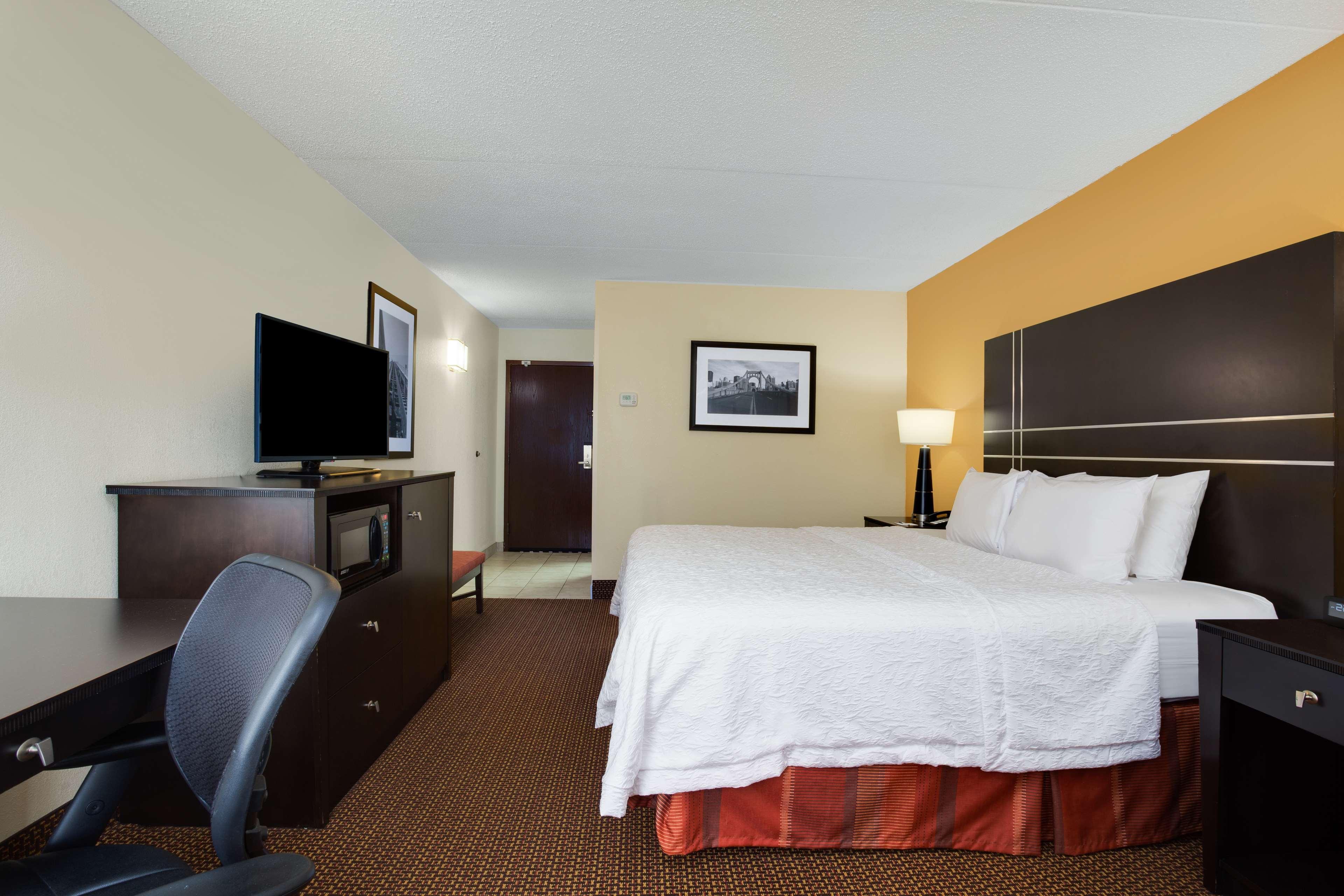 Hampton Inn Pittsburgh/West Mifflin Eksteriør billede